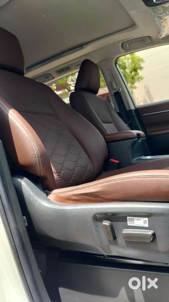 Toyota Innova Hycross 2.0 Zx Hybrid 7 Str, 2023, Petrol