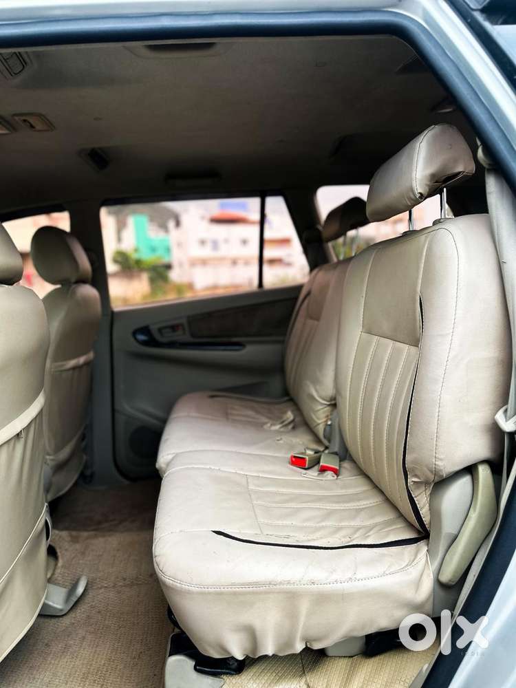 Toyota Innova 2.5 G (diesel) 8 Seater, 2009, Diesel