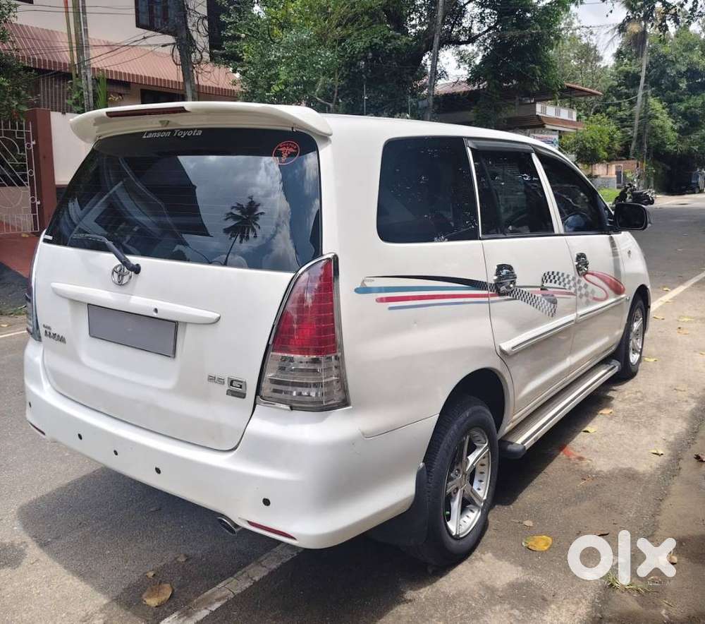 Toyota Innova 2.5 Gx 7 Str Bs-iii, 2009, Diesel