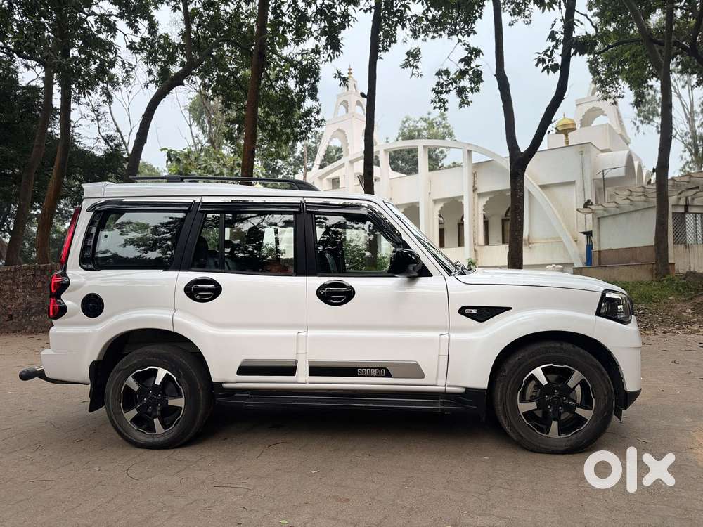 Mahindra Scorpio Classic 2.2 S 11 Mt 7 Str, 2024, Diesel