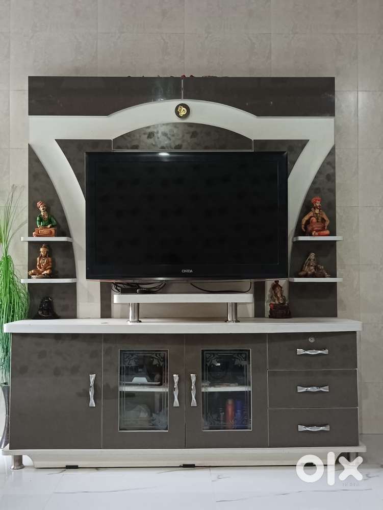 Wooden Acrylic TV Unit