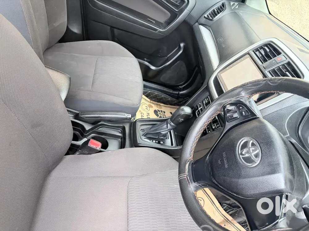 Toyota Urban Cruiser *automatic* 2021 Petrol Well Maintained