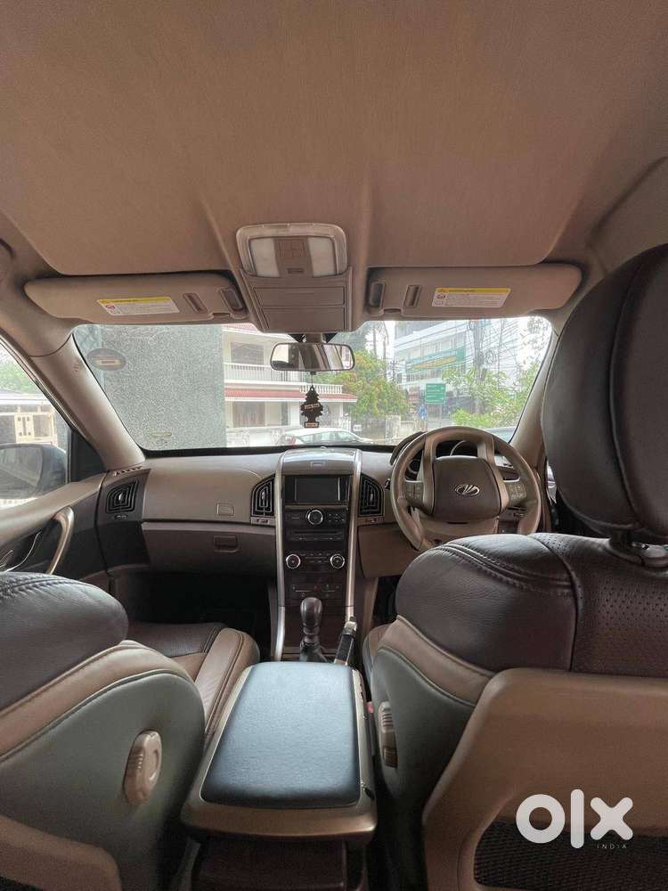 Mahindra Xuv500 2012 Diesel 49998 Km Driven
