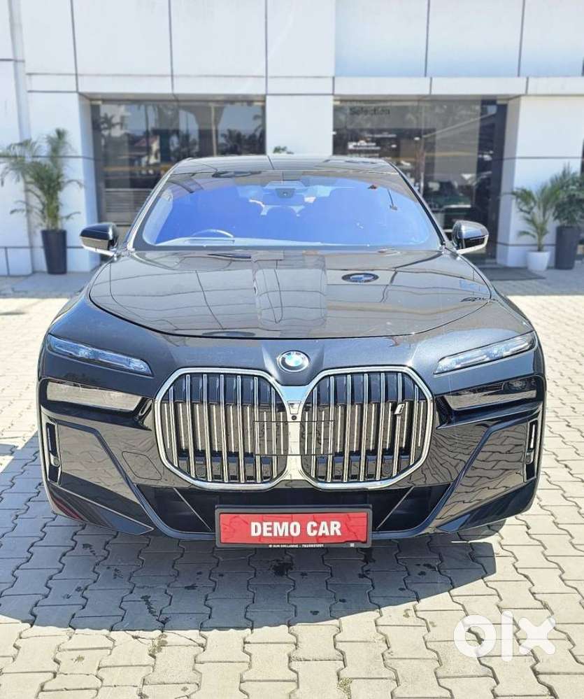 Bmw I7 Xdrive60, 2024, Electric