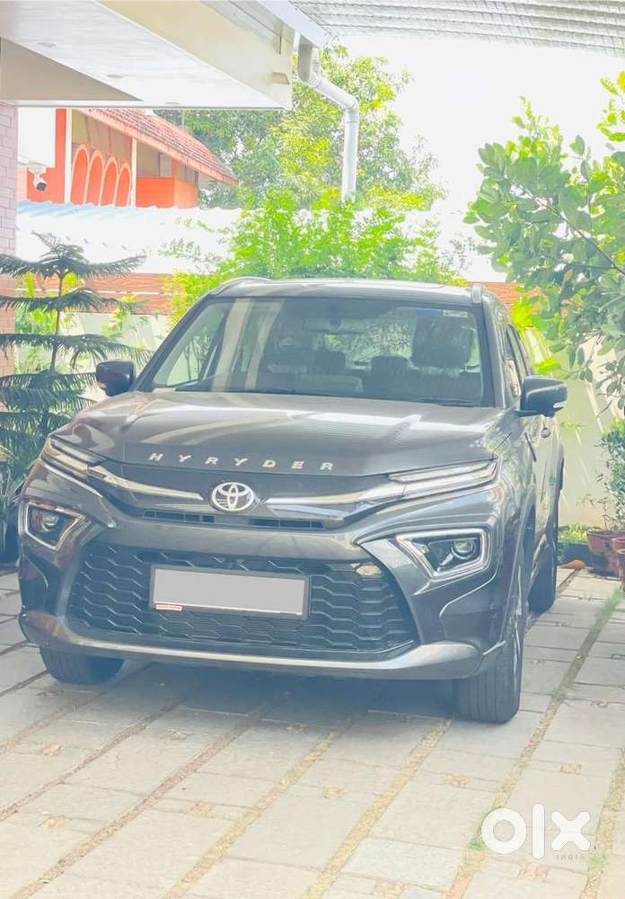 Toyota Urban Cruiser Hyryder 2025 Petrol Hybrid 2000 Km Driven