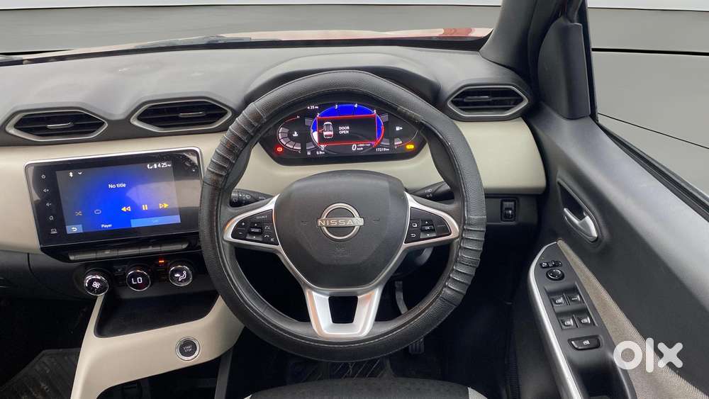 Nissan Magnite 1.0 Xv, 2023, Petrol