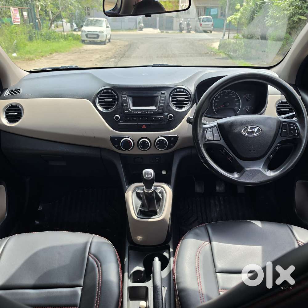 Hyundai Grand I10 Sportz, 2016, Petrol