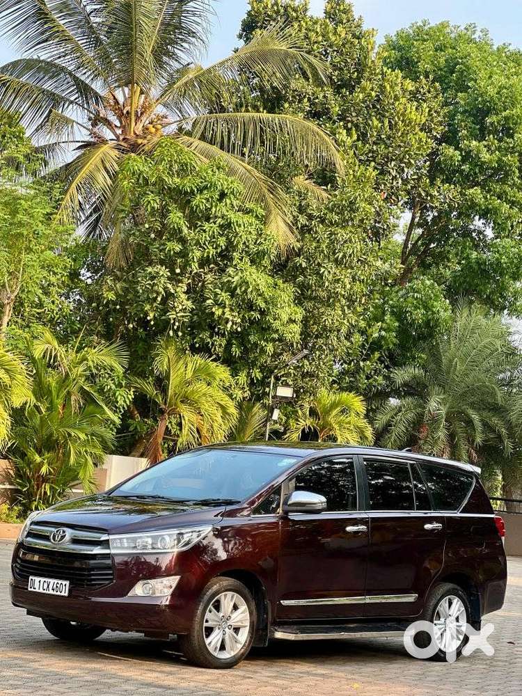 Toyota Innova Crysta 2.8z Automatic, 2017, Diesel
