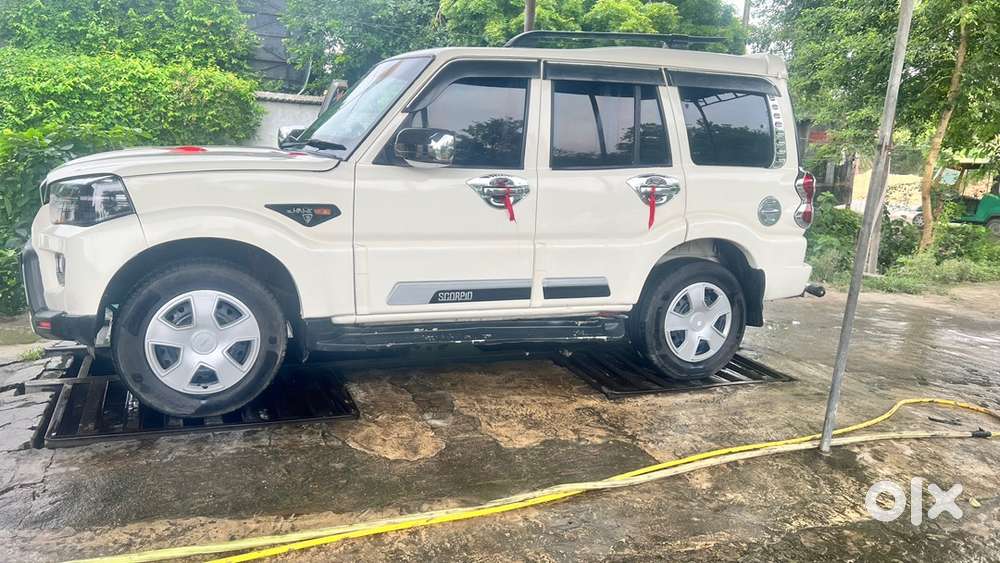 Mahindra Scorpio Diesel 2015