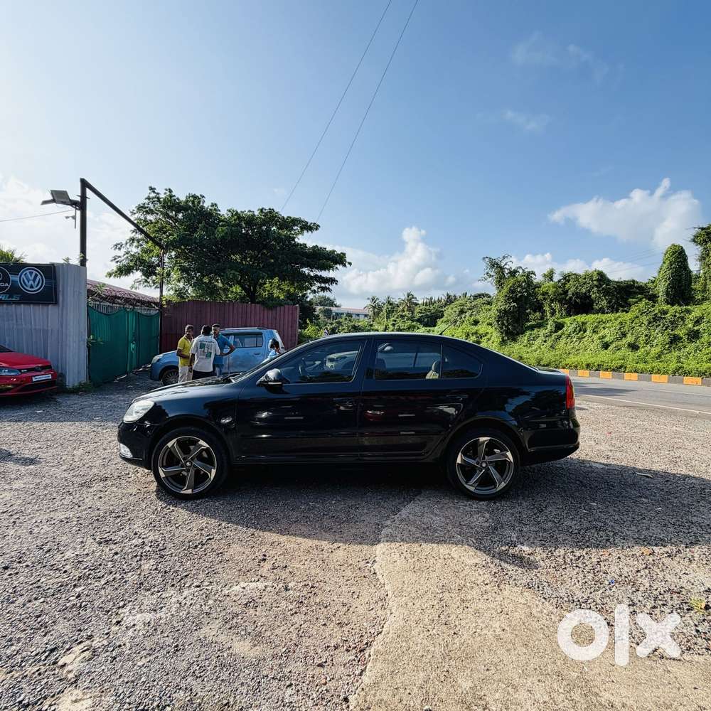 Skoda Laura 2.0 Ambition Tdi Cr At, 2012, Diesel