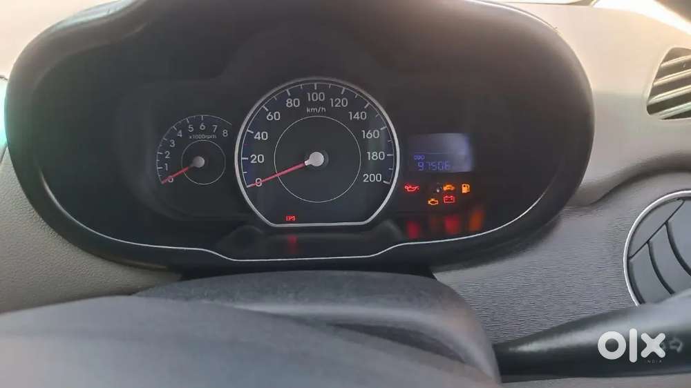 Hyundai I10 Sportz 2011
