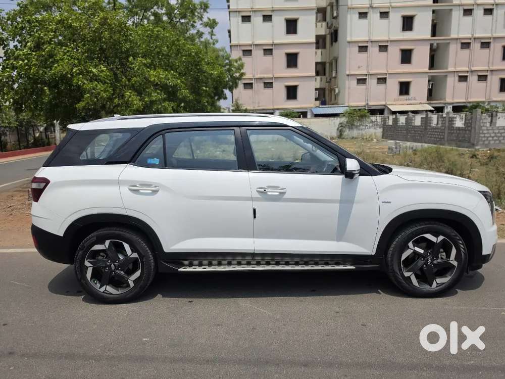 Hyundai Alcazar Signature 2023