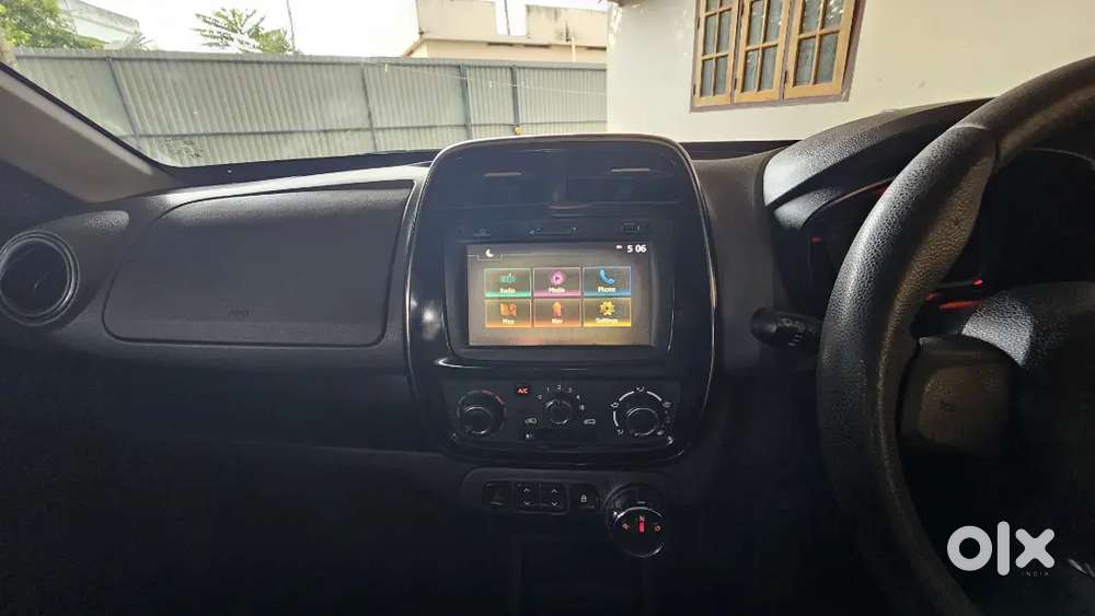 Renault Kwid Rxt (o) 2017 Petrol Automatic