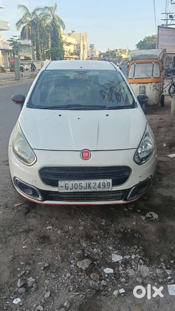 Fiat Punto Evo 2015 Petrol 100000 Km Driven