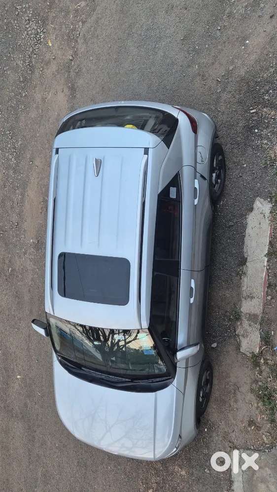 Hyundai Venue 2021 Petrol 38000 Km Driven