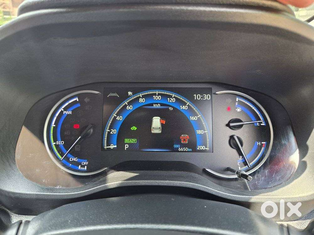 Toyota Innova Hycross 2.0 Zx (o) Hybrid 7 Str, 2025, Petrol