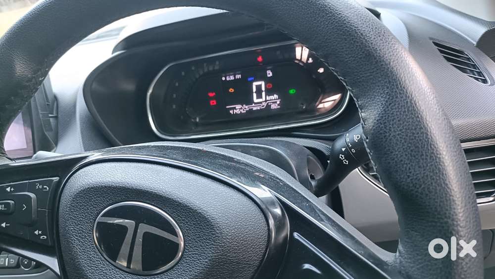 Tata Nexon 1.5 Revotorq Xm (s), 2023, Petrol