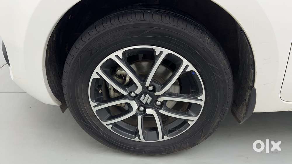 Maruti Suzuki Swift Zxi Plus Amt Dual Tone, 2022, Petrol