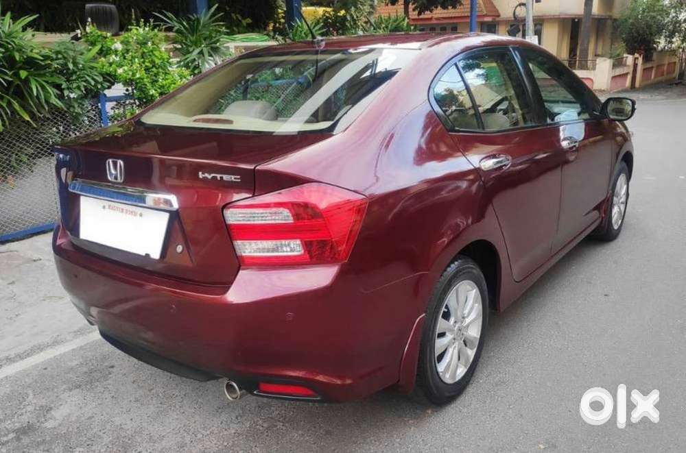 Well Maintained Honda City Petrol 2011 For Sale