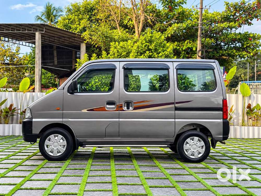 Maruti Suzuki Eeco 5 Str Ac (o), 2022, Petrol