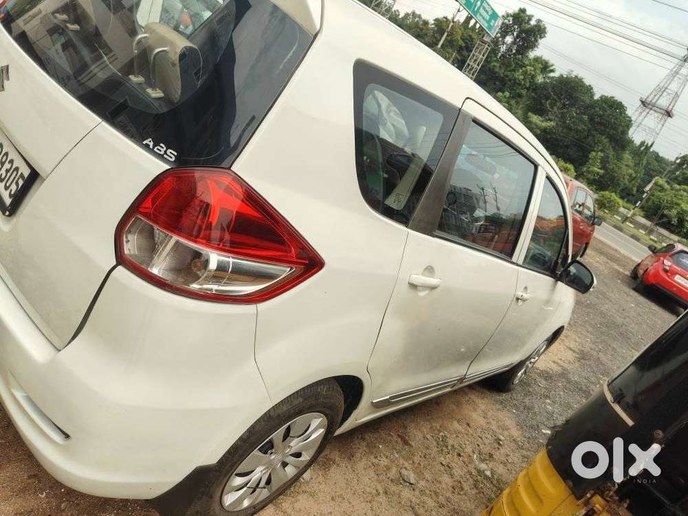Maruti Suzuki Ertiga Shvs Vdi, 2012, Diesel