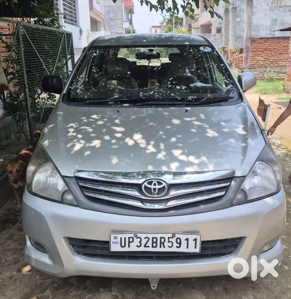 Toyota Innova 2005 Diesel 184000 Km Driven