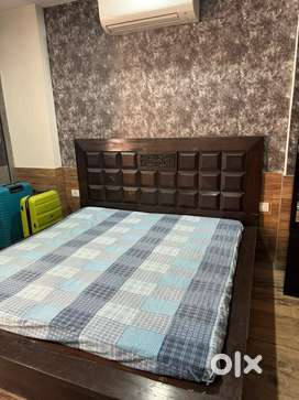 Sagwan Buy Sell Used Beds Wardrobes in Gurgaon OLX