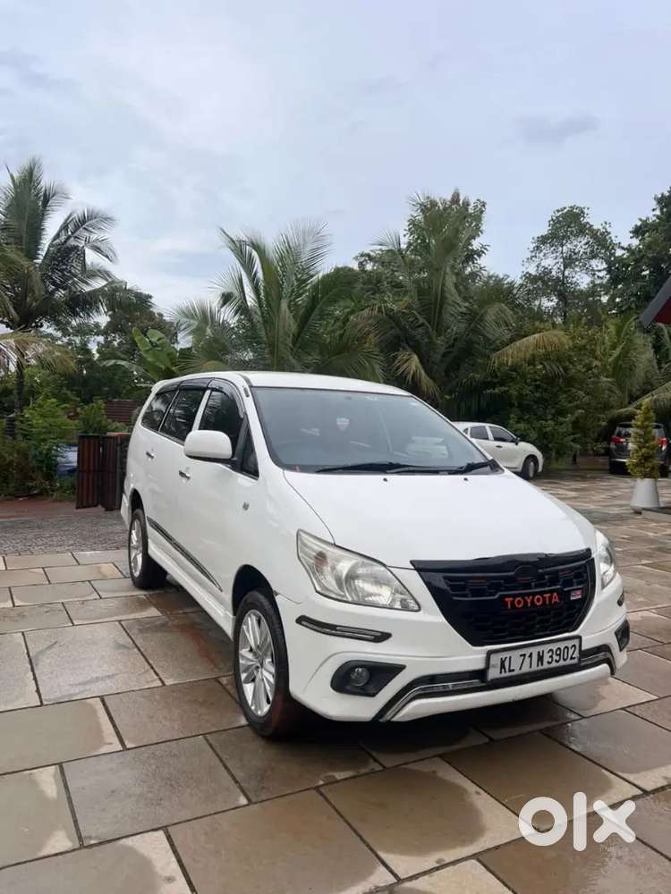 Toyota Innova 2.5 Gx 2015