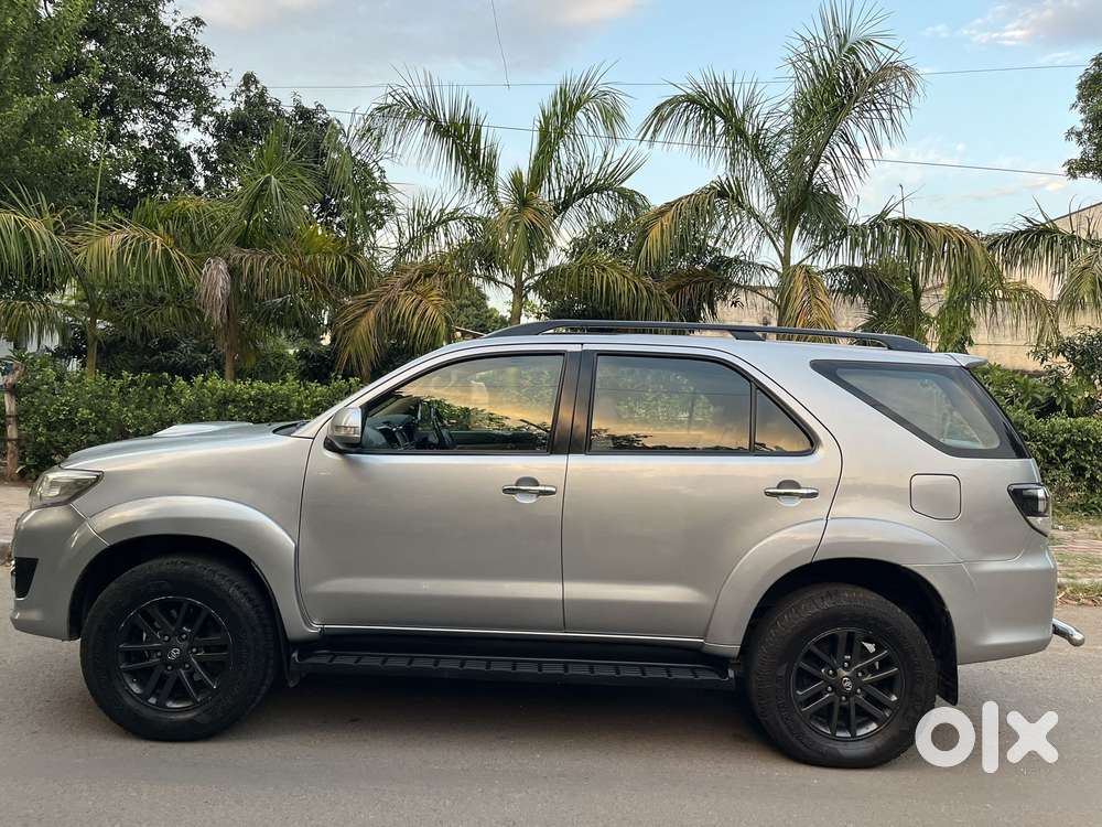 Toyota Fortuner 2011-2016 4x2 Manual, 2015, Diesel