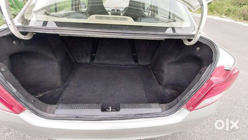 Maruti Suzuki Dzire 2017-2020 Ldi, 2017, Diesel