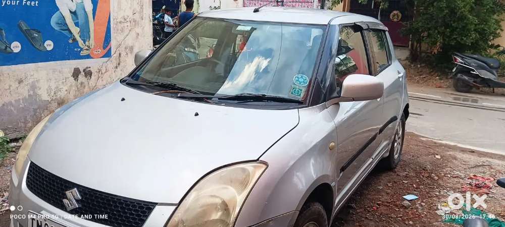 Maruti Suzuki Swift 2011 Petrol Manual