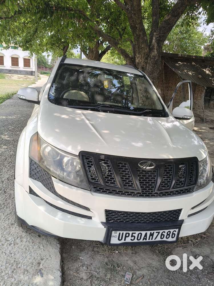 Mahindra Xuv500 2015 Diesel 95000 Km Driven