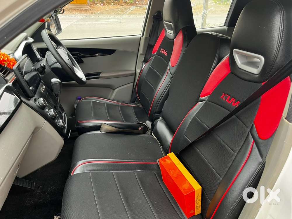 Mahindra Kuv100 6 Seater Topend Vehicle