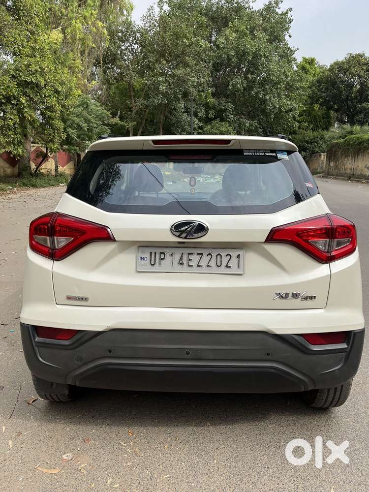 Mahindra Xuv300 1.2 W6 Amt Petrol, 2022, Petrol