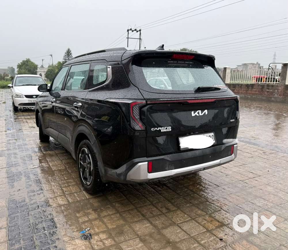 Showroom Condition Kia Carens Clavis 2025 Diesel