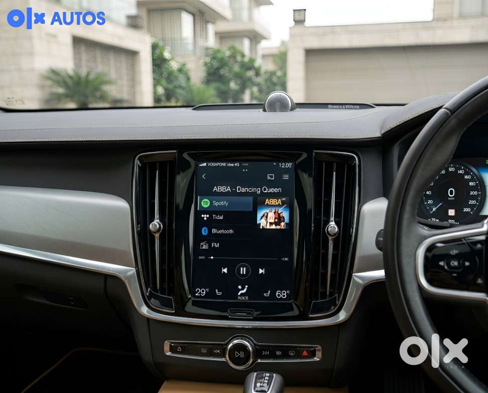Volvo V90 Cross Country D5 Inscription, 2018, Diesel
