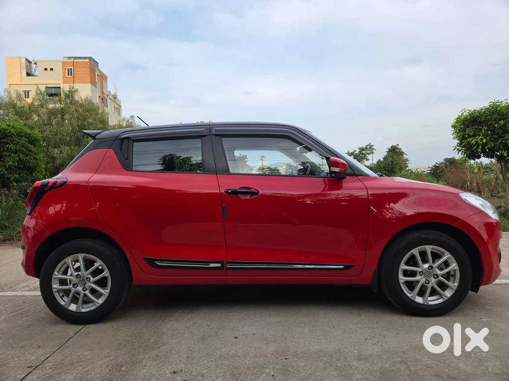 Maruti Suzuki Swift 1.3 Zxi, 2022, Petrol