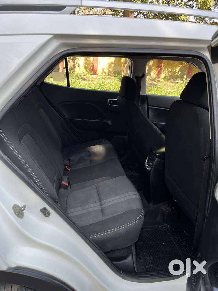 Hyundai Venue Sx+ At, 2019, Petrol