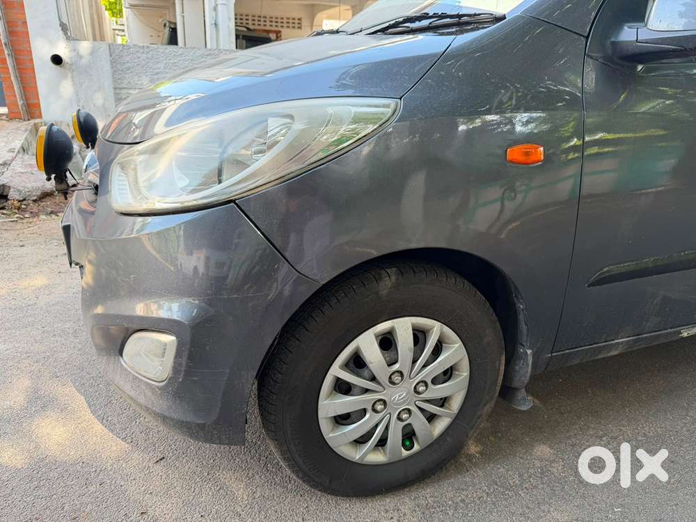 Hyundai I10 Sportz Petrol 2014