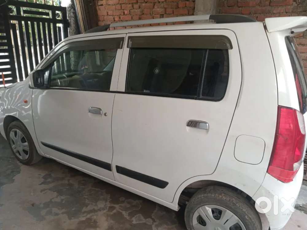 गाड़ी बेचना है