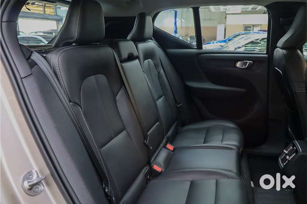 Volvo Xc40 B4 Ultimate, 2023, Petrol