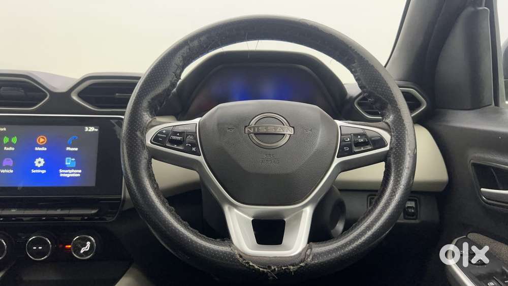 Nissan Magnite Xv Turbo, 2021, Petrol