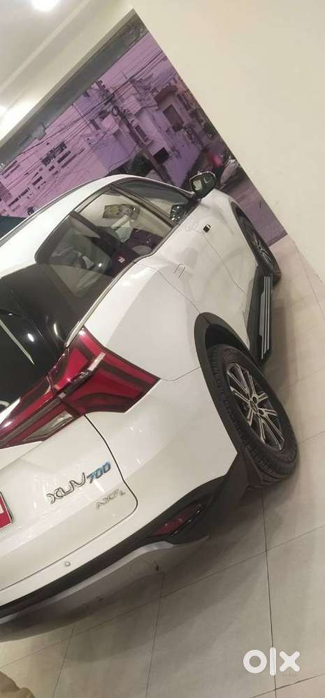 Mahindra Xuv700 2.2 Ax 7 Diesel At Luxury Pack Str, 2022, Diesel