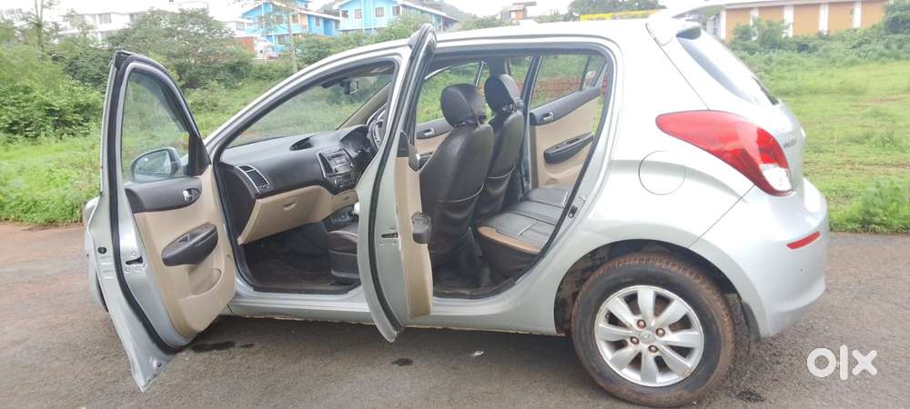 Hyundai I20 Petrol Asta Dual Tone, 2012, Petrol