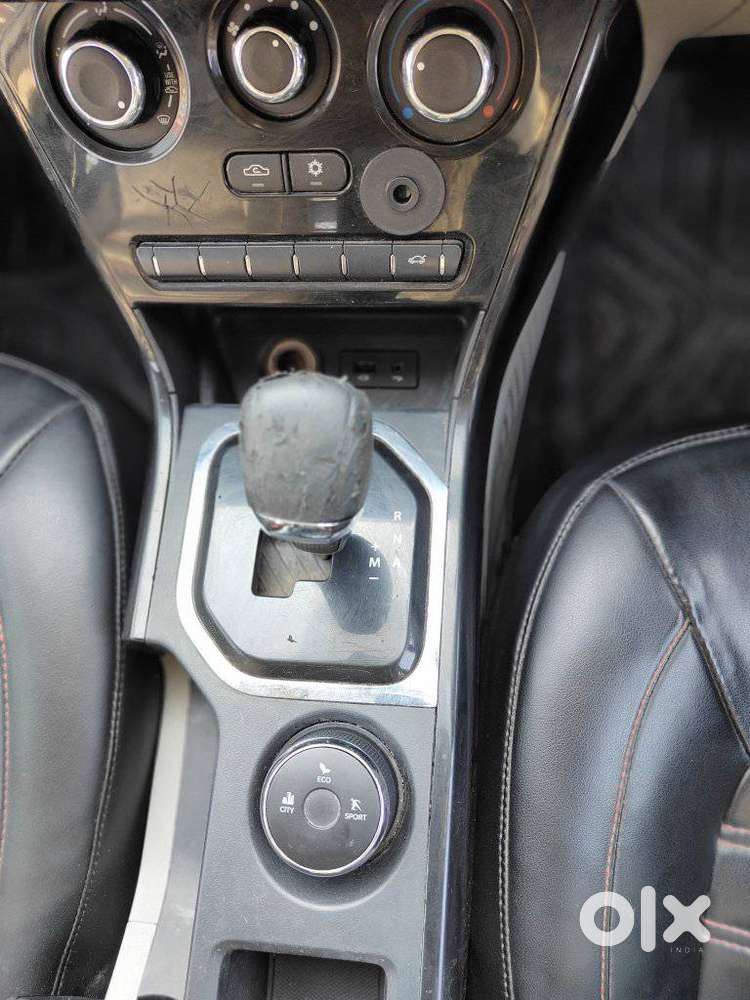 Tata Nexon 1.2 Revotron Xma Amt (s), 2019, Petrol