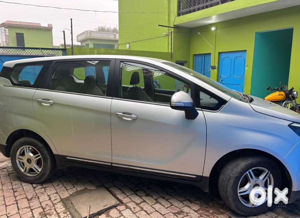 Mahindra Marazzo Diesel 2019