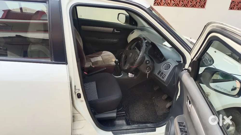 Maruti Suzuki Swift 2009 Petrol 44000 Km Driven