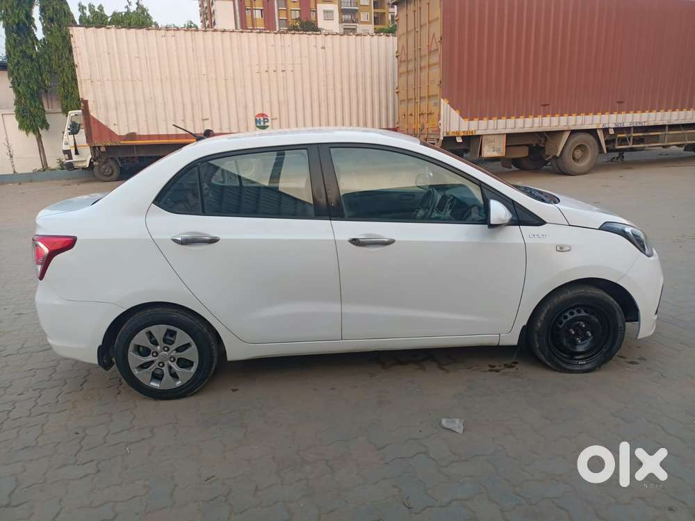 Hyundai Xcent Base 1.2, 2014, Petrol