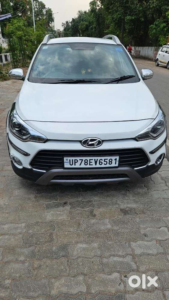 Hyundai I20 Active S Model Petrol 2017 July 1 Owner 90000km Driven