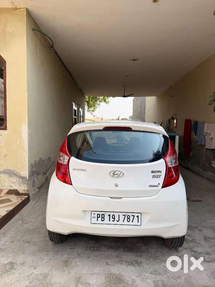 Hyundai Eon Magna + 2013